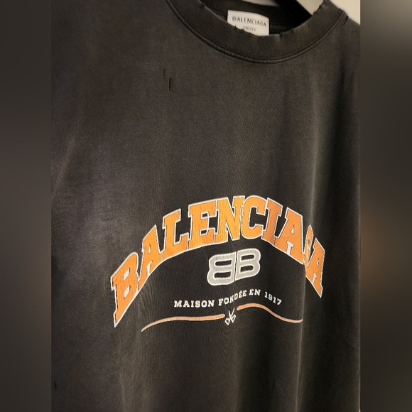 Balenciaga Shirt Distressed Size Large - Picture 2 of 6